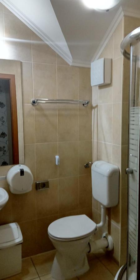 Gabi & Gabi Apartments Гайдусобосло Екстер'єр фото